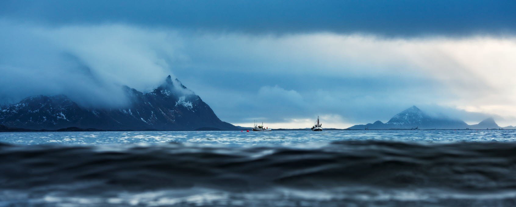 Hav og fjell i dårlig vær